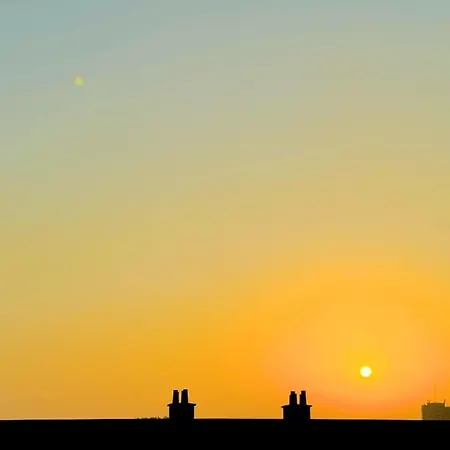 Casa Luciano Dunkirk